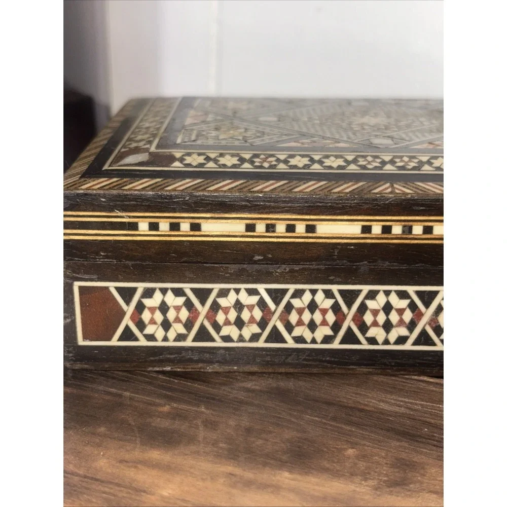 vintage handcrafted wooden trinket box mosaic inlay mother-of-pearl accents